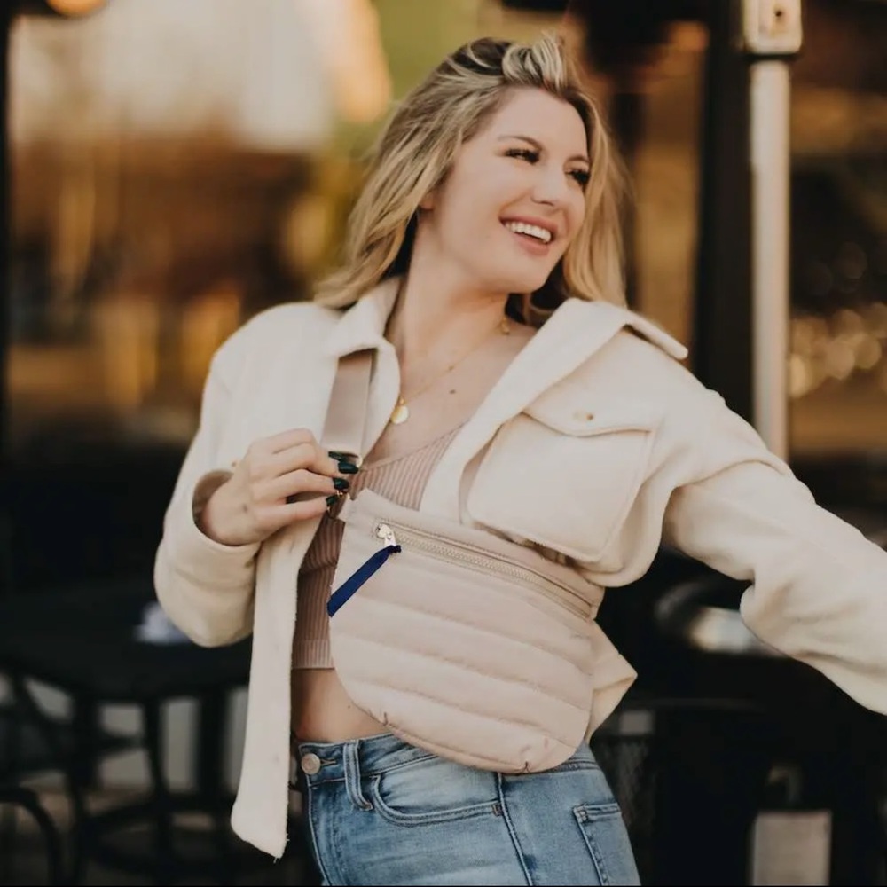 Pretty Simple Jolie Puffer Belt Bag